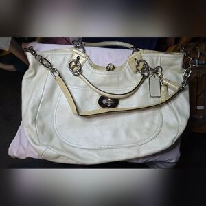Coach Cream Leather Chain Link Shoulder Tote Bag